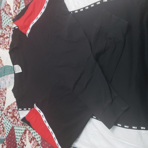 A Victoria secret pink shirt - Picture 4 of 5